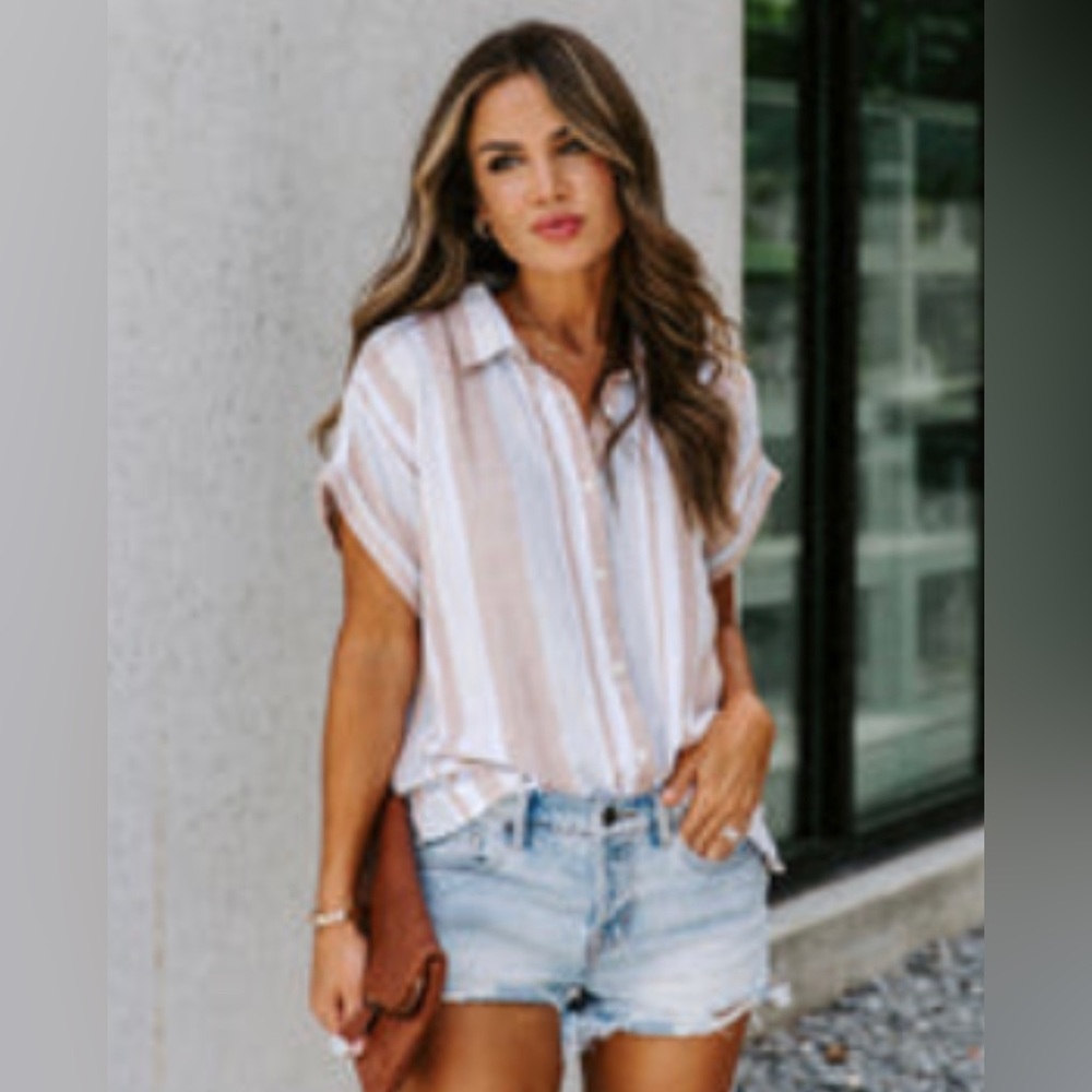 VICI Linen Button Down Top